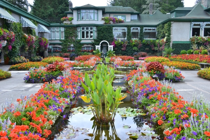 Butchart-Gardens-Vancouver-Island-British-Columbia-Canada-6