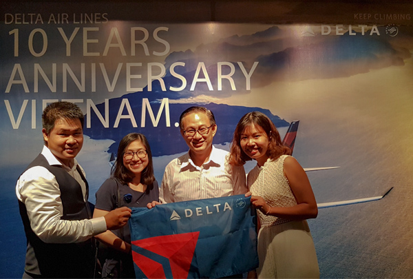 TOP AGENT - DELTA AIRLINES VIETNAM 10TH YEAR ANNIVERSARY, JULY 2017
